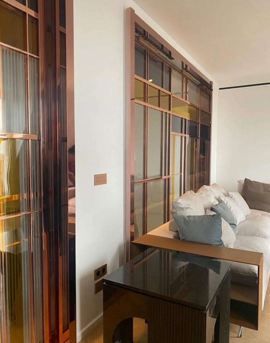 Reeded Glass Partition